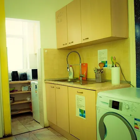 Gagarin House بيت شباب